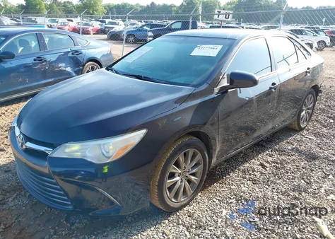 2017 Toyota Camry Xle z USA, uszkodzony, nr VIN 4T1BF1FK0HU670525